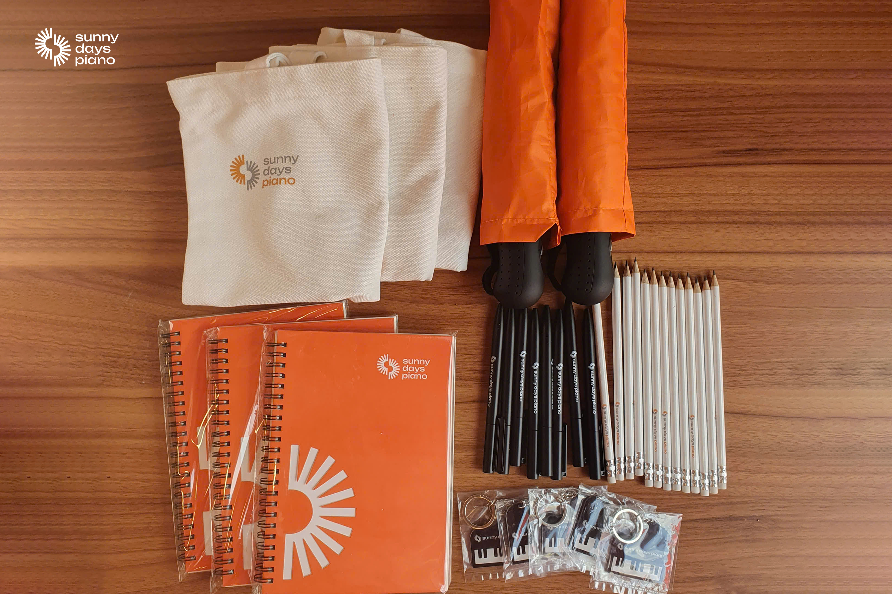 Bộ quà tặng Welcome Kit như một lời tri ân chân thành từ Sunny Days Piano